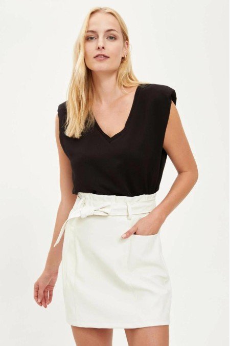 Beyaz Bluz Beyaz Bluz