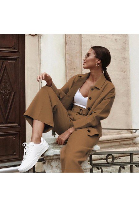 Kahverengi Takım Kahverengi Takım