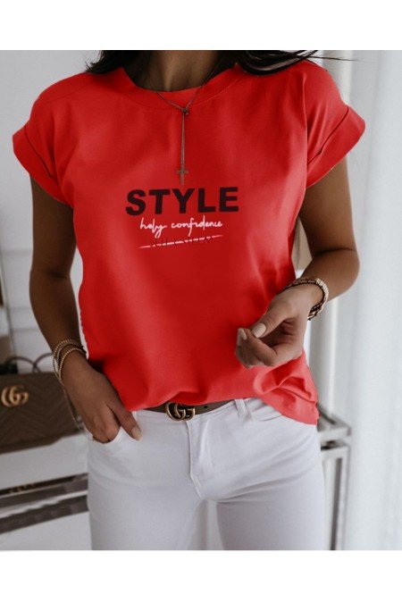 Kırmızı Tshırt Kırmızı Tshırt