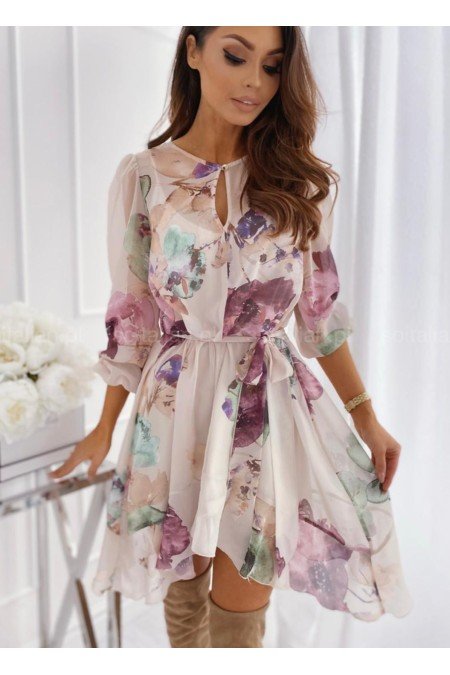 Çiçek Desenli Elbise Çiçek Desenli Elbise