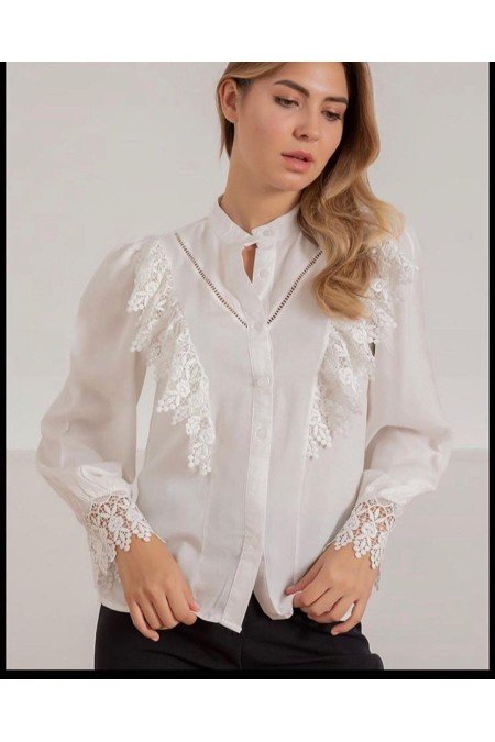 Beyaz Gömlek Beyaz Gömlek