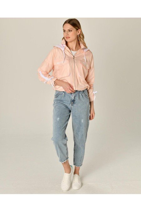 Pembe Mont Kaban Pembe Mont Kaban