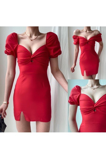 Kırmızı Elbise Kırmızı Elbise