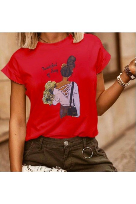 Kırmızı Tshırt Kırmızı Tshırt