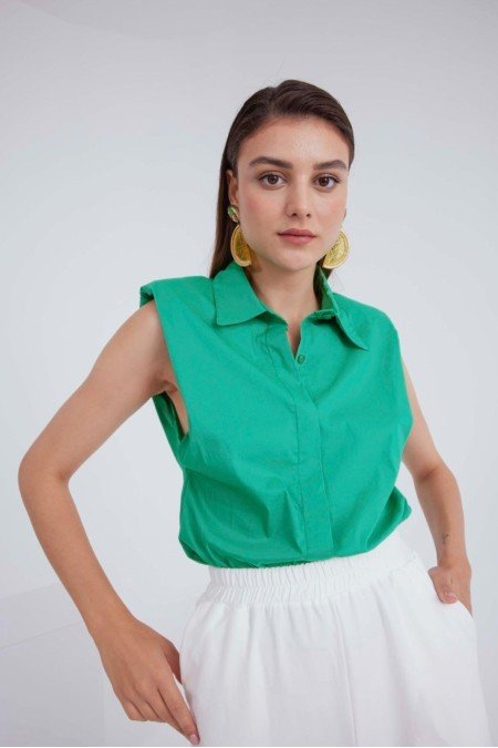 Yeşil Gömlek