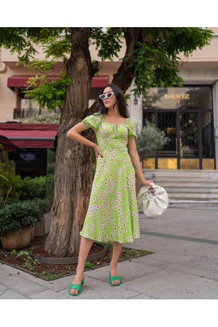 Yeşil Elbise Yeşil Elbise
