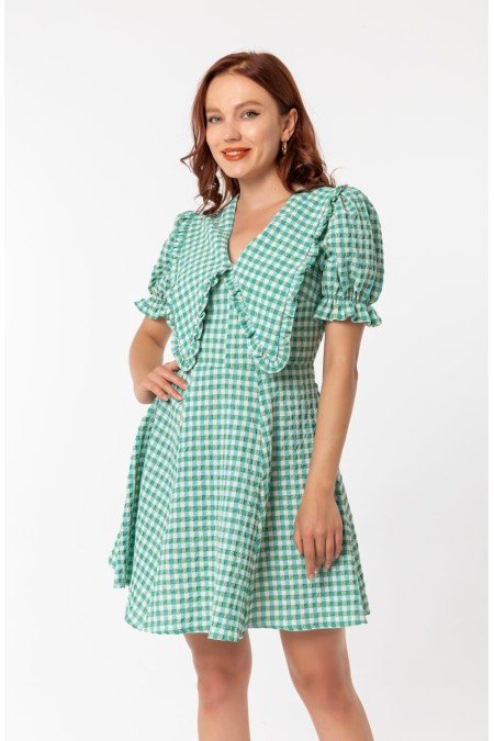 Yeşil Elbise Yeşil Elbise